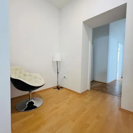 Apartament New Modern Parking Singlesizeroom In Top2