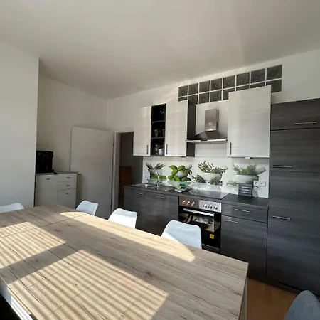 Apartament New Modern Parking Singlesizeroom In Top2