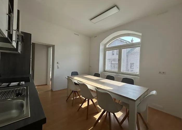 Apartment New Modern Parking Singlesizeroom In Top2 *